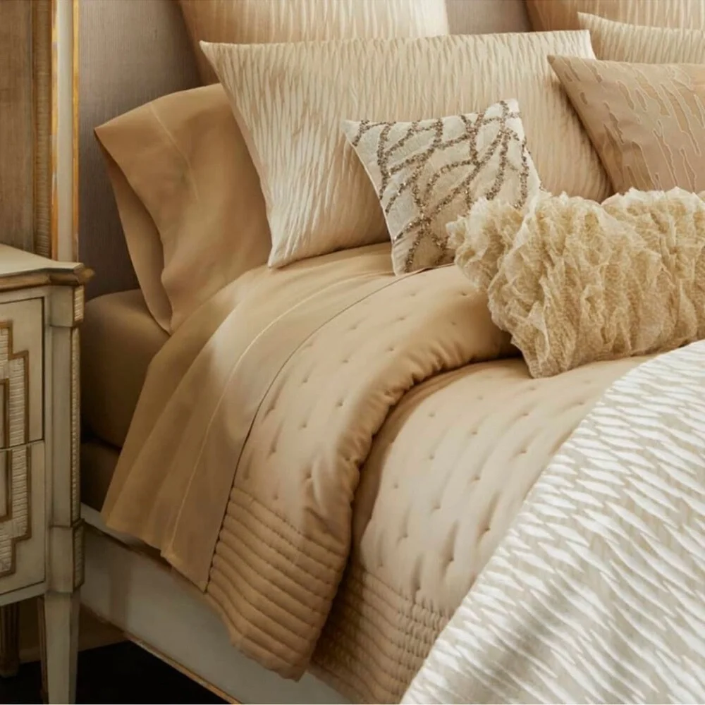 Donna Karan Home Gold Dust Standard/Queen Sham